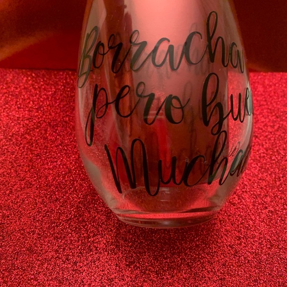 Betty Boop Wine Glass - Picture 1 of 2